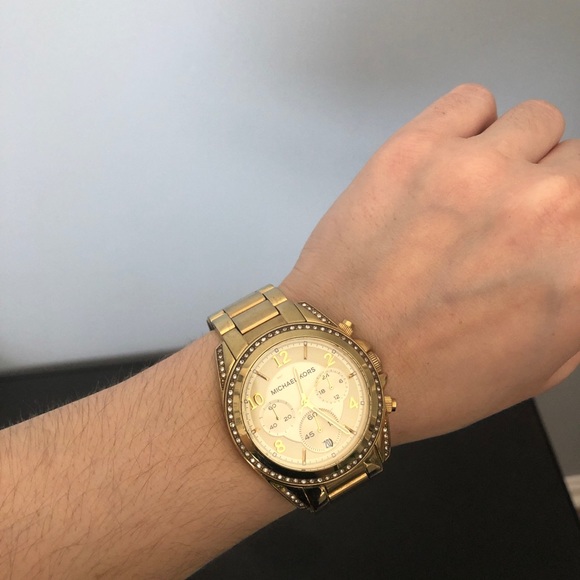 Michael Kors Gold Watch - Picture 7 of 7